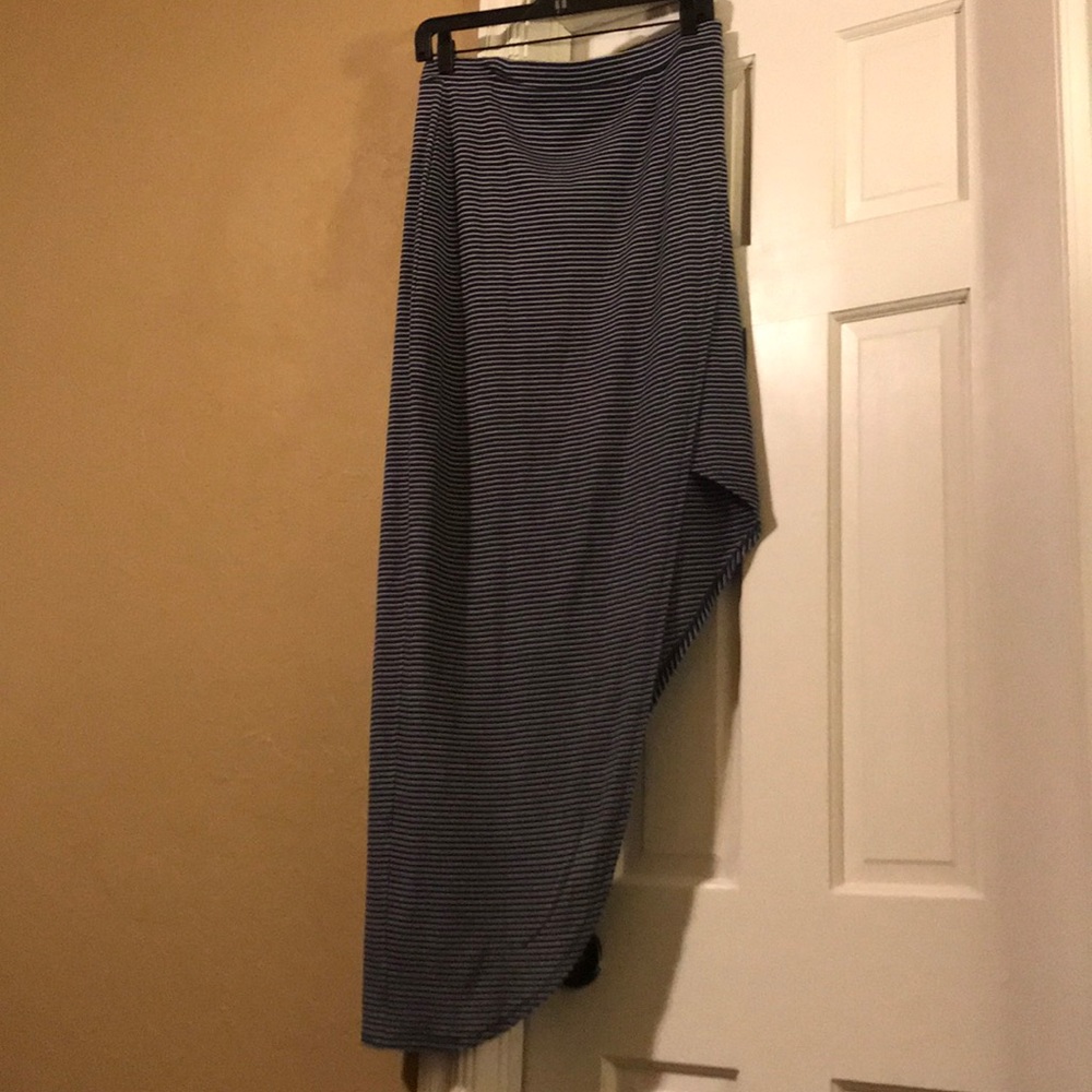 Bcbg knit asymmetrical maxi sz L